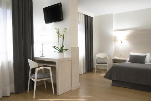Hotel Maruxia *** Superior - image 8