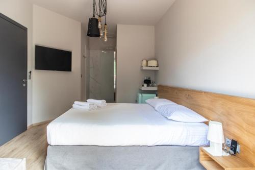 Deluxe Double Room with Balcony and No Pool image 10