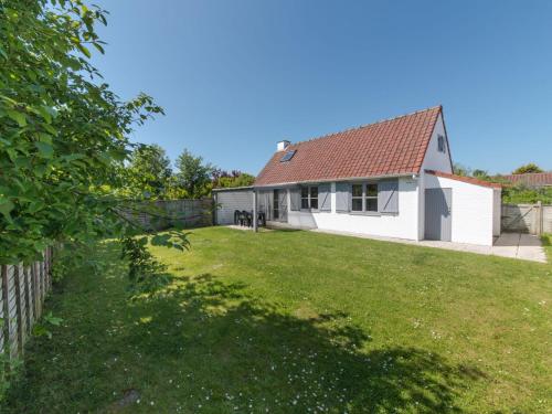  Holiday Home Noordzeepark Zeewind 2-2 in Bredene