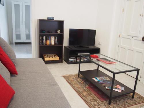 Casa Valientes B - Free private parking, patio, WiFi & AC Casa Valientes B - Free private parking, patio, WiFi & AC