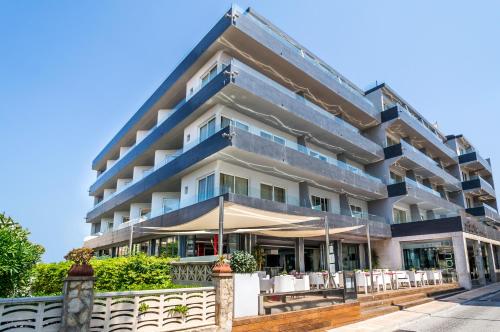 Nautic Hotel & Spa - image 9