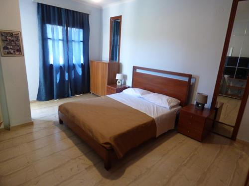 Villa Sofia II – Ypsos, MI