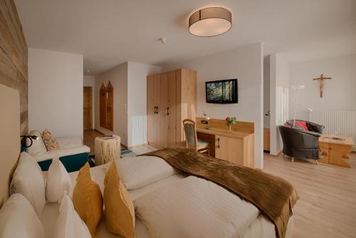 Hotel Kristall - image 2