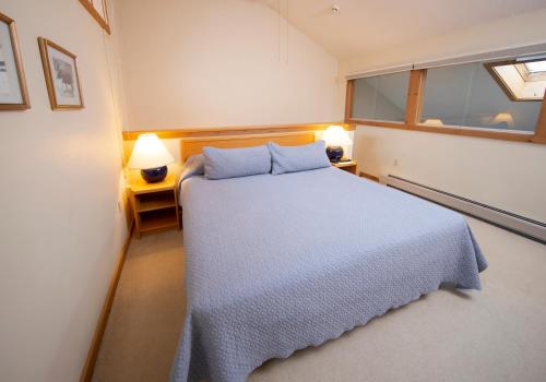 2 bedrooms, 3 beds