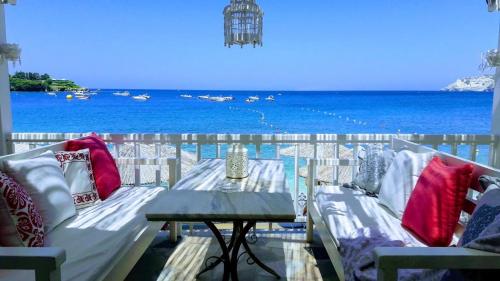 Bloom Villa By the sea 2