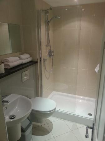 Kensington Hotel - image 13