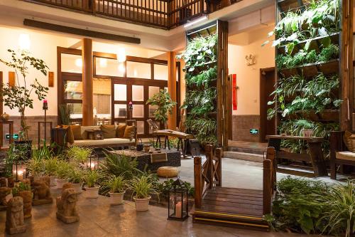 Dali Yanyuan Mountain Retreat