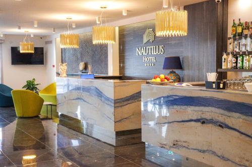 大堂, Nautilus Hotel in 賈爾迪尼奈克索斯市中心