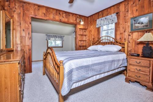 Manning'S Lakehouse Home - image 11
