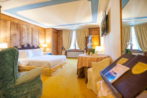 room detail thumbnail 0