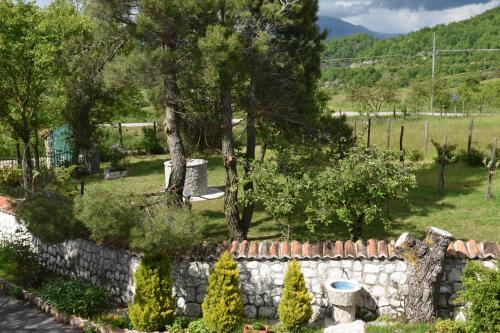 Dārzs, B&B NEL VERDE in Montesano sulla Marcellana