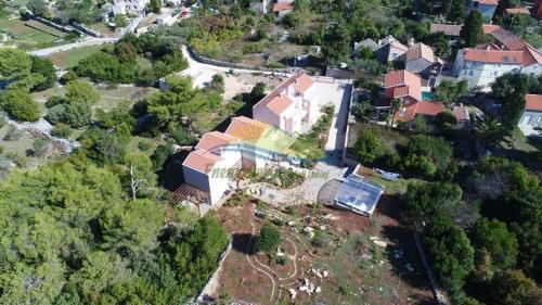  Apartments Veli in Veli Lošinj
