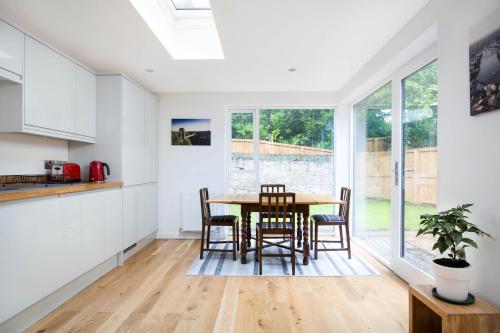 Trinity Lodge - Home with Private Garden and Parking, Edinburgh (fotografie 5)