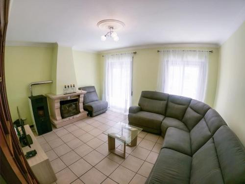  Aveiro Cozy Apartment in Eixo