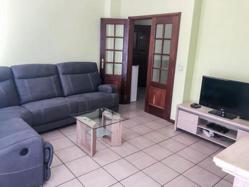  Aveiro Cozy Apartment in Eixo