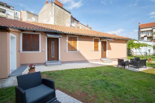  Apartments Leonardo&Mak in Pula