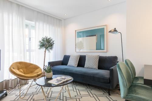 Apartment with Terrace image 6
