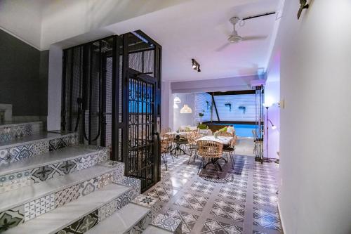 Retro luxury rooms 4