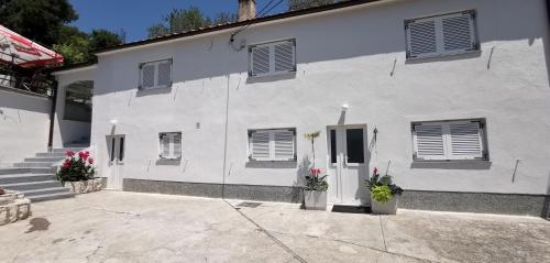  Oaza Mira Ledenice in Ledenice