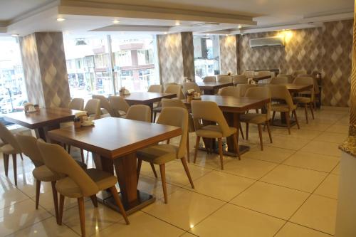 Restaurant, Cmr Aydogan Hotel in Rize