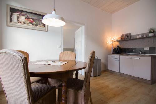 ห้องครัว, Ferienwohnung „Markus“ in บัด เอมส์