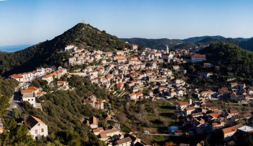  Tre sorelle in Lastovo