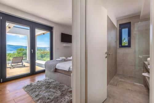 Luxury Villa Quadra - image 4
