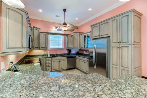 A Carolina Dream 304A Windward Palms Condo - main image