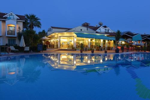 Rebin Beach Hotel - image 6