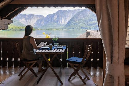 Balcony/terrace, Lakeview Apartment in Hallstatt