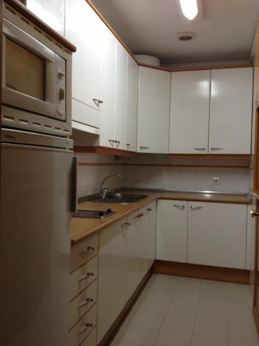 Apartamentos Turisticos Puerta de León - image 6