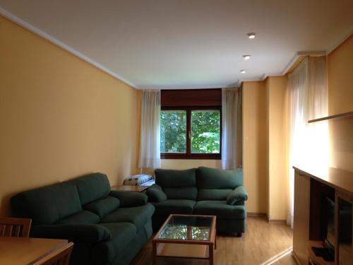 Apartamentos Turisticos Puerta de León - image 5