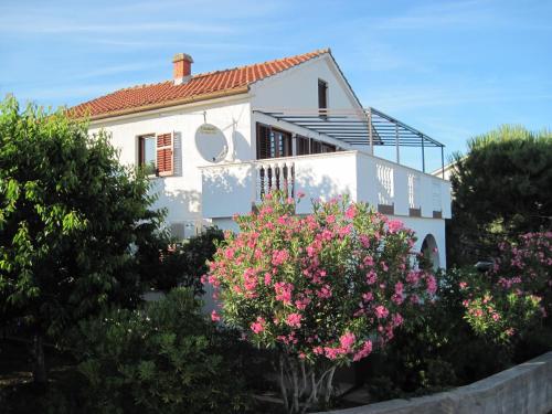  Apartments Tonkovic in Kornić