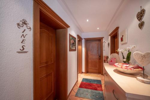 ทัศนียภาพภายนอกโรงแรม, Haus Taxacher in โรร์แบร์ก