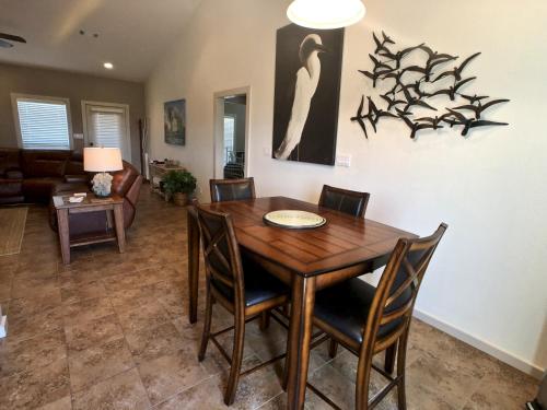 Wine Down Home - image 8