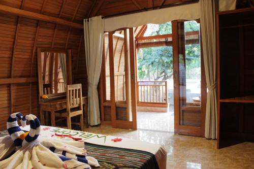 Kubu Padi Wooden House in Pemuteran