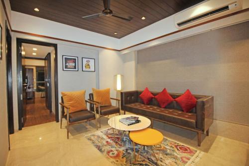 Theory9 Premium Service Apartments Khar