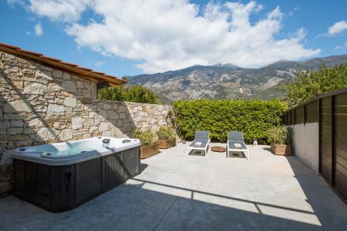 Monastery Estate Guesthouse in Anatoliko Selino