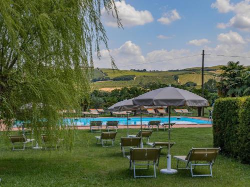 Úszómedence, Agriturismo Contea di val d'amone in Brisighella