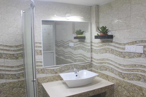 One-Bedroom House image 3
