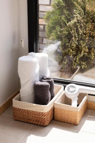 Double Room with Private Bathroom image 7