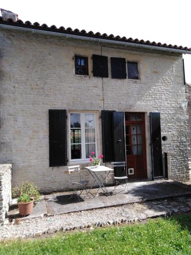 Les Chaumieres chambre d'hôte Saint-Martin-d'Entraigues