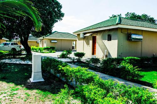 Kosi Bay Hippo Lodge & Resort in KuShengesa