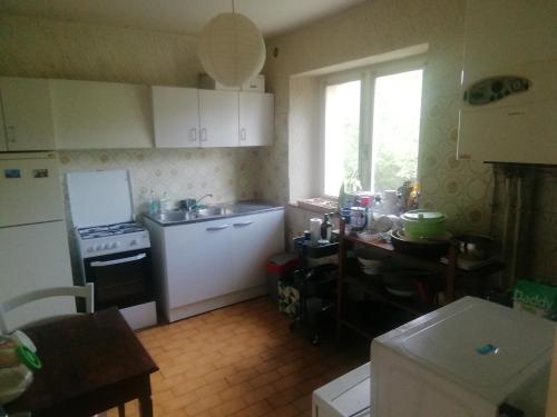 virtuve, La Ginelle - Appartement Savane in Airoux