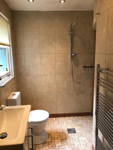 Ashtree House Hotel Glasgow Airport & Paisley - image 4