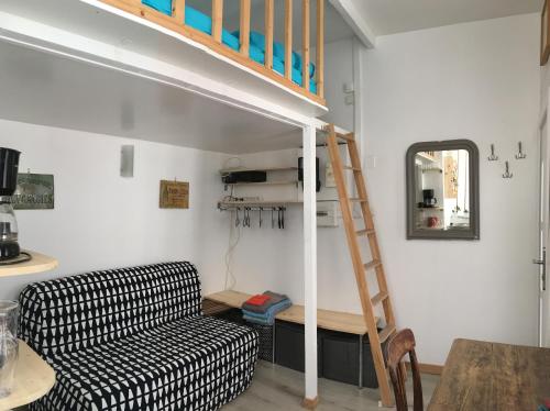 Maisonnette studio sur cour, Paris
