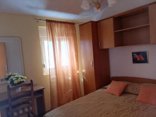  Apartman Dragana, Ferienwohnung in Zaton