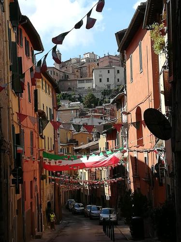  CENTRAL- VIEWS - AIR CONDITIONING - Easy Parking -SELF CHECK In in Perugia