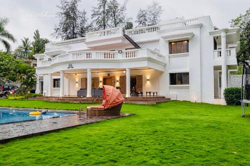 

The Mansion