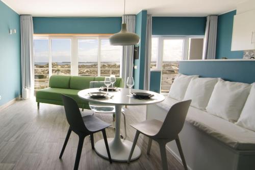  Baywatch Beach House Peniche in Peniche